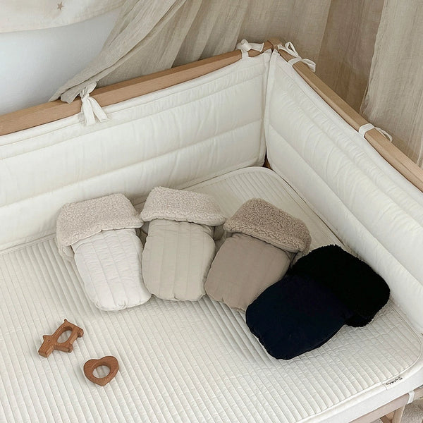 Baby stroller gloves Mommy outdoor windproof warm stroller gloves thick waterproof antifreeze universal protective cover